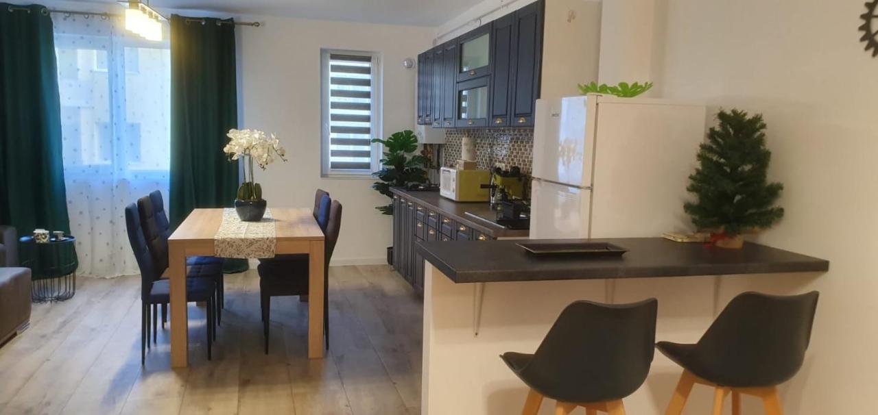 Viv Apartments 210 Floreşti 外观 照片