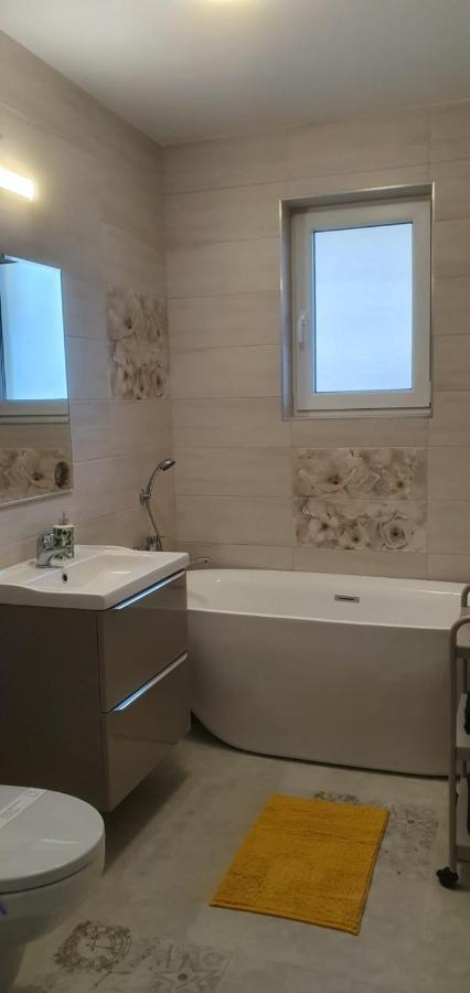 Viv Apartments 210 Floreşti 外观 照片