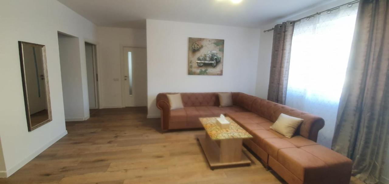 Viv Apartments 210 Floreşti 外观 照片