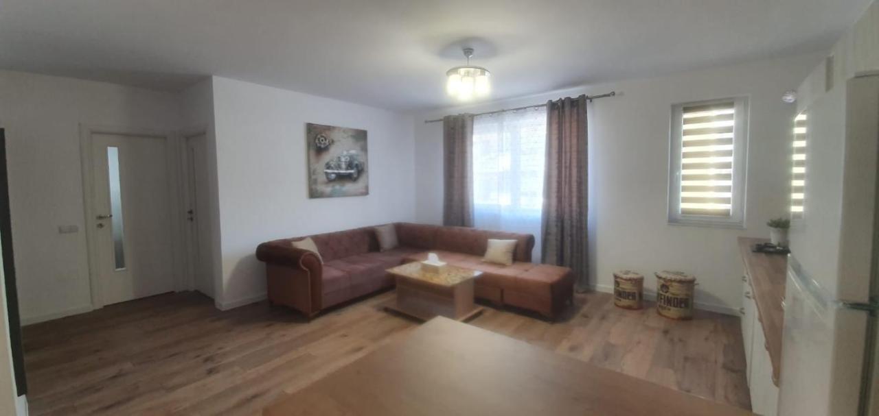Viv Apartments 210 Floreşti 外观 照片